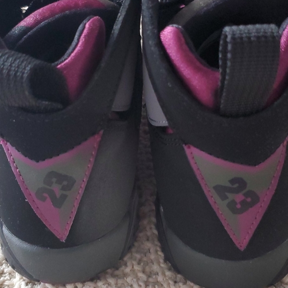 Jordan 7 Retro - Picture 2 of 6